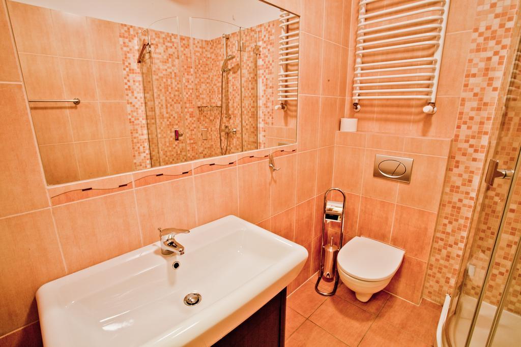Hotel Stara Szmergielnia Bielsko-Biala Bilik gambar