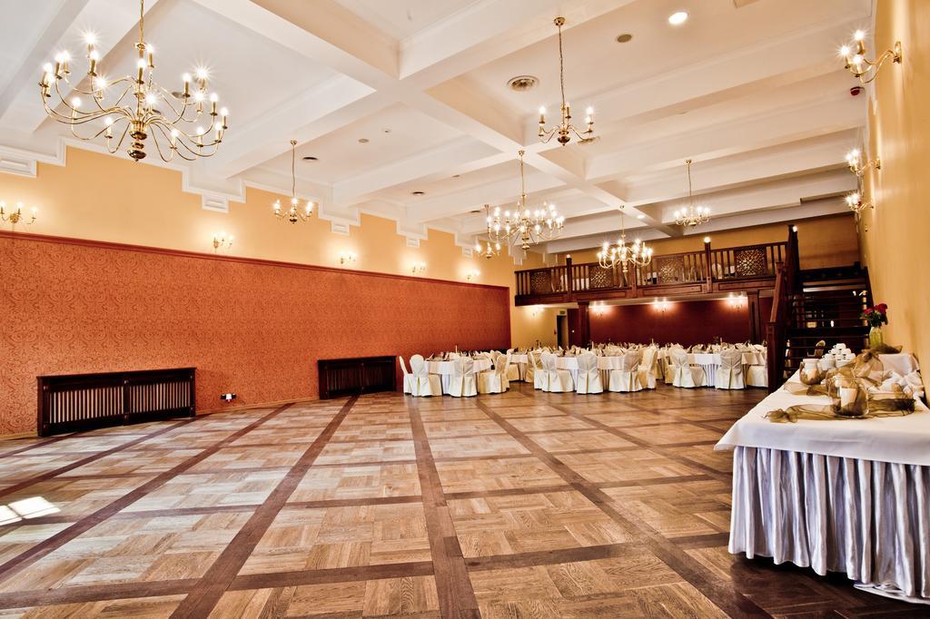 Hotel Stara Szmergielnia Bielsko-Biala Luaran gambar