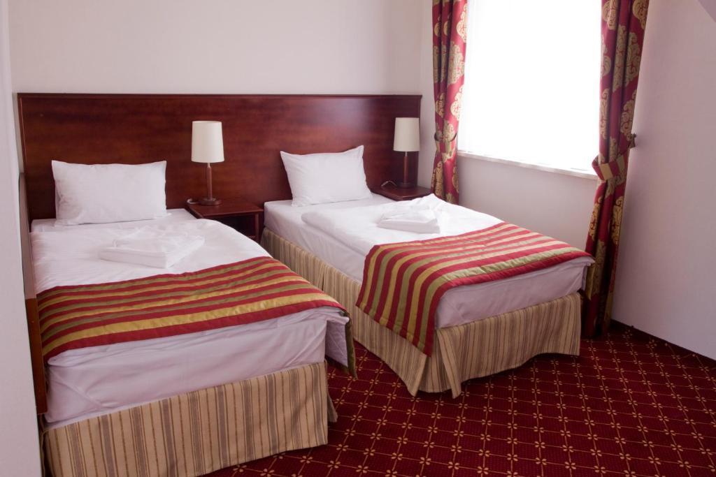 Hotel Stara Szmergielnia Bielsko-Biala Bilik gambar